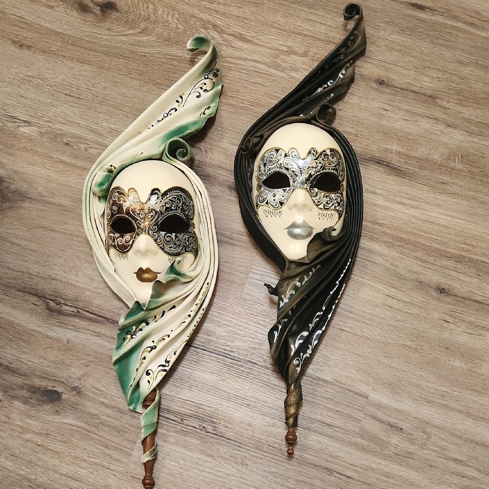 2 Decorative Venetian style  Masks with Green and Black Accents
